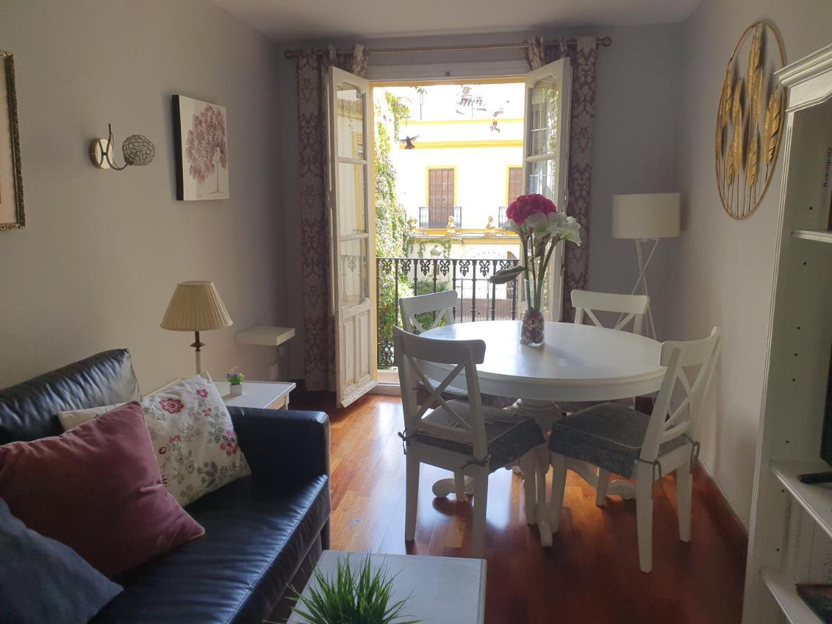 Novalia Home Suite Sevilla Dış mekan fotoğraf