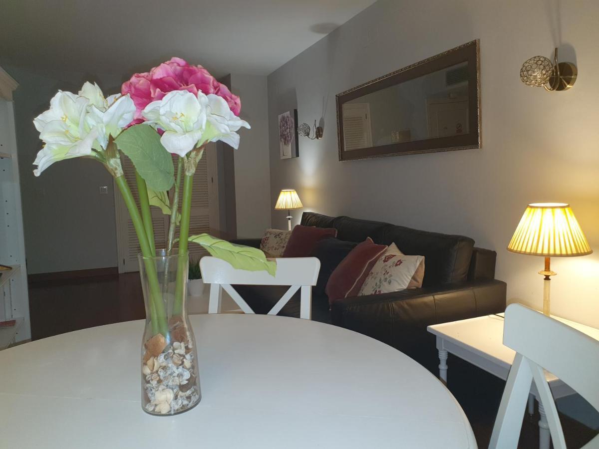 Novalia Home Suite Sevilla Dış mekan fotoğraf